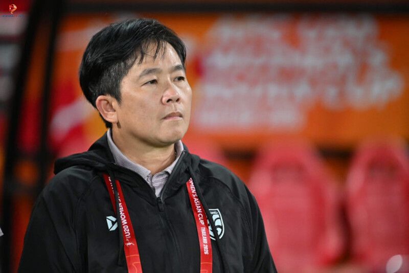 Bí quyết ở kỷ luật thép của HLV Nuengrutai