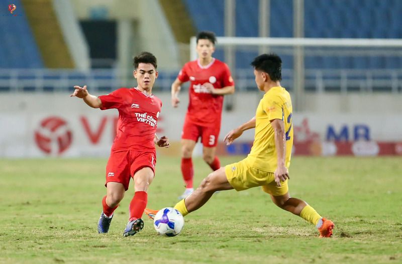 Thể Công Viettel tụt xuống vị trí thứ hai